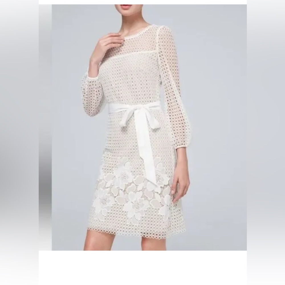 White House Black Market Ivory Floral Lace Dress